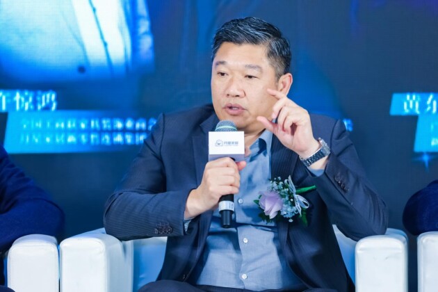 廣東省門(mén)業(yè)協(xié)會(huì )會(huì )長(cháng)、派雅門(mén)窗董事長(cháng)李鈞洪